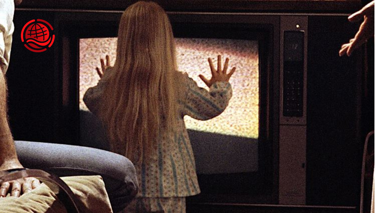 the 1982 movie poltergeist used real skeletons as - tymoff